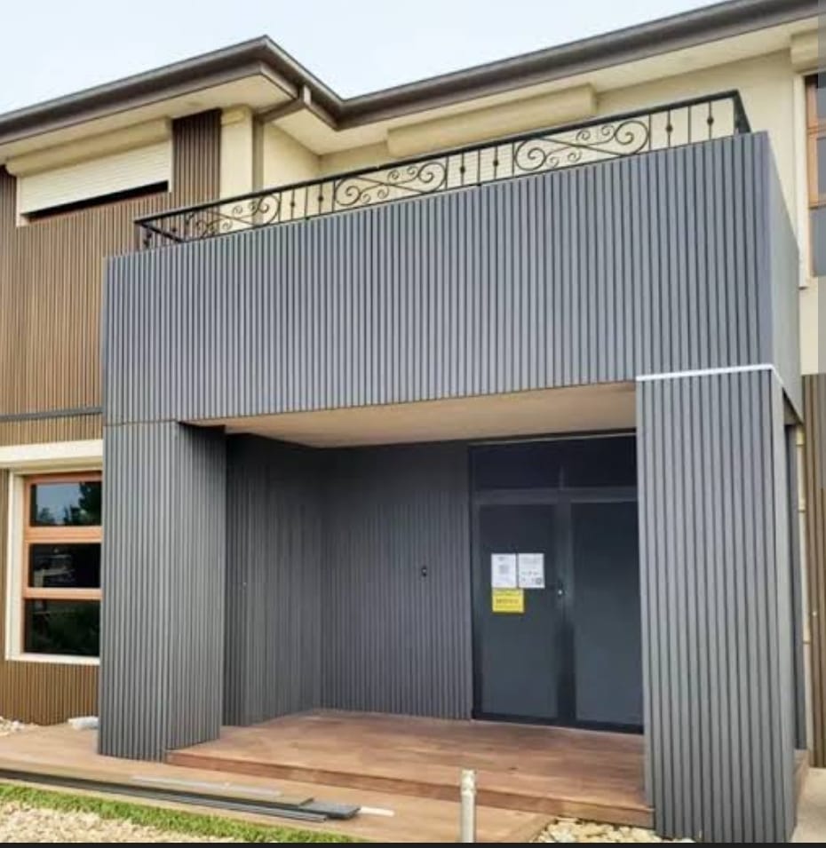 Panel Lambrín Exterior Silver Gray